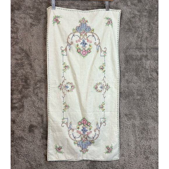 Vintage Cross Stitch Rectangle Table Runner Cover White Blue PInk Floral - Picture 2 of 7